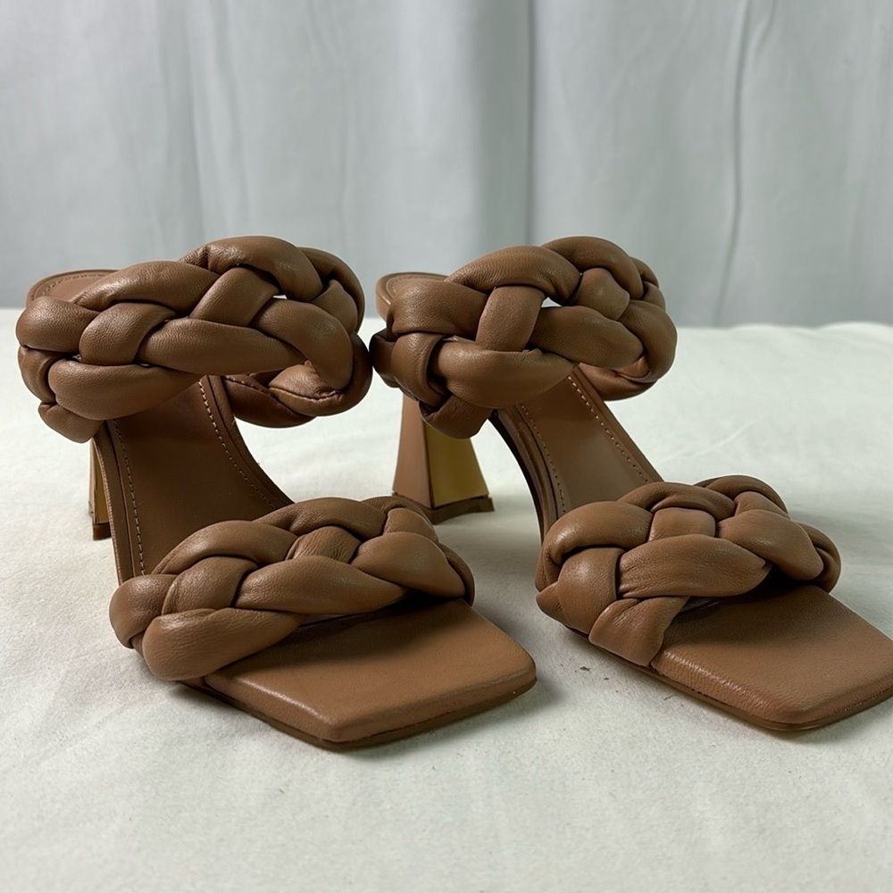 NWOT Marc Fisher Womens Hammy Faux Leather Square Toe Block Heel Brown Size 6M